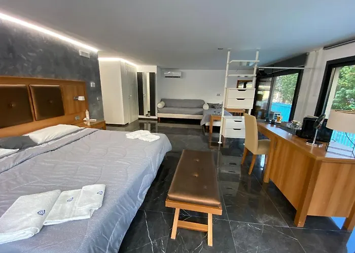 Πανσιόν Kefa 4*