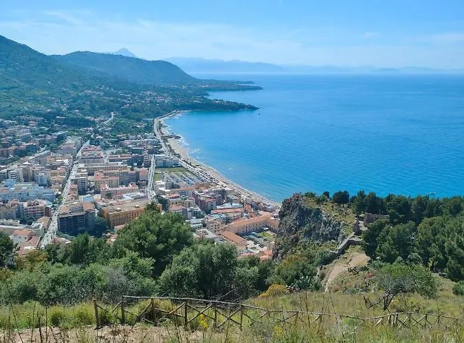 Konukevi Kefa Cefalù